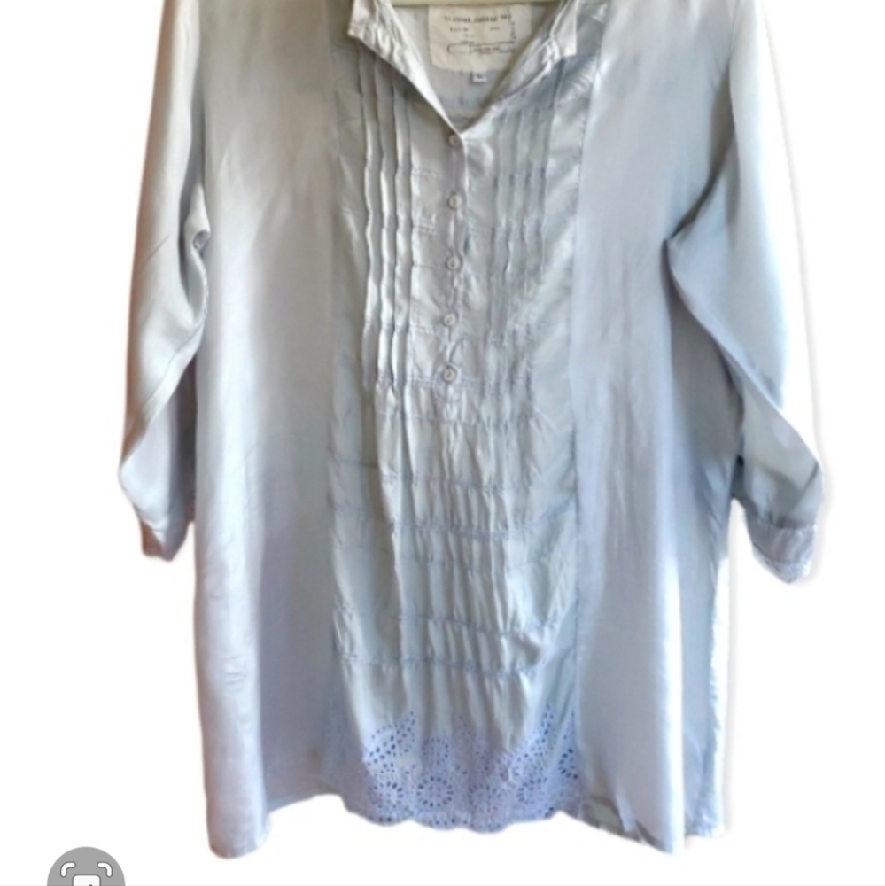 Johnny was vintage collection silk lite grey blouse. Minimalist Piece - Picture 5 of 12